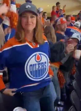 Oilers Fan Flashes Crowd Video